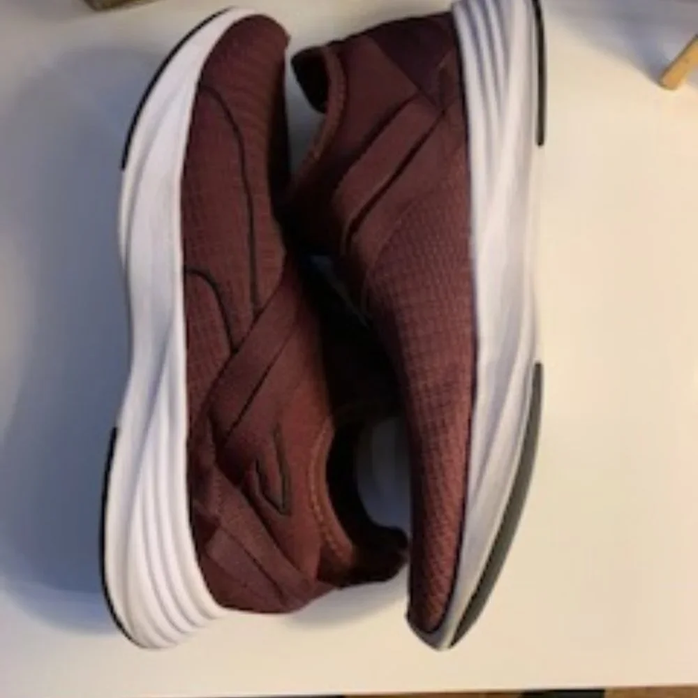 Puma Womens Radiate XT  Slip on Running Shoes Sneakers